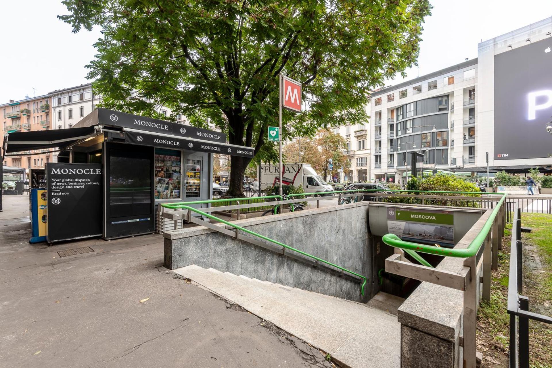 Stayeasy Pop Art Moscova - Brera & Downtown Walking Milan Bagian luar foto